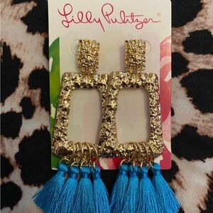 Lilly Pulitzer Hottie Dottie Statement earrings in Bermuda Blue